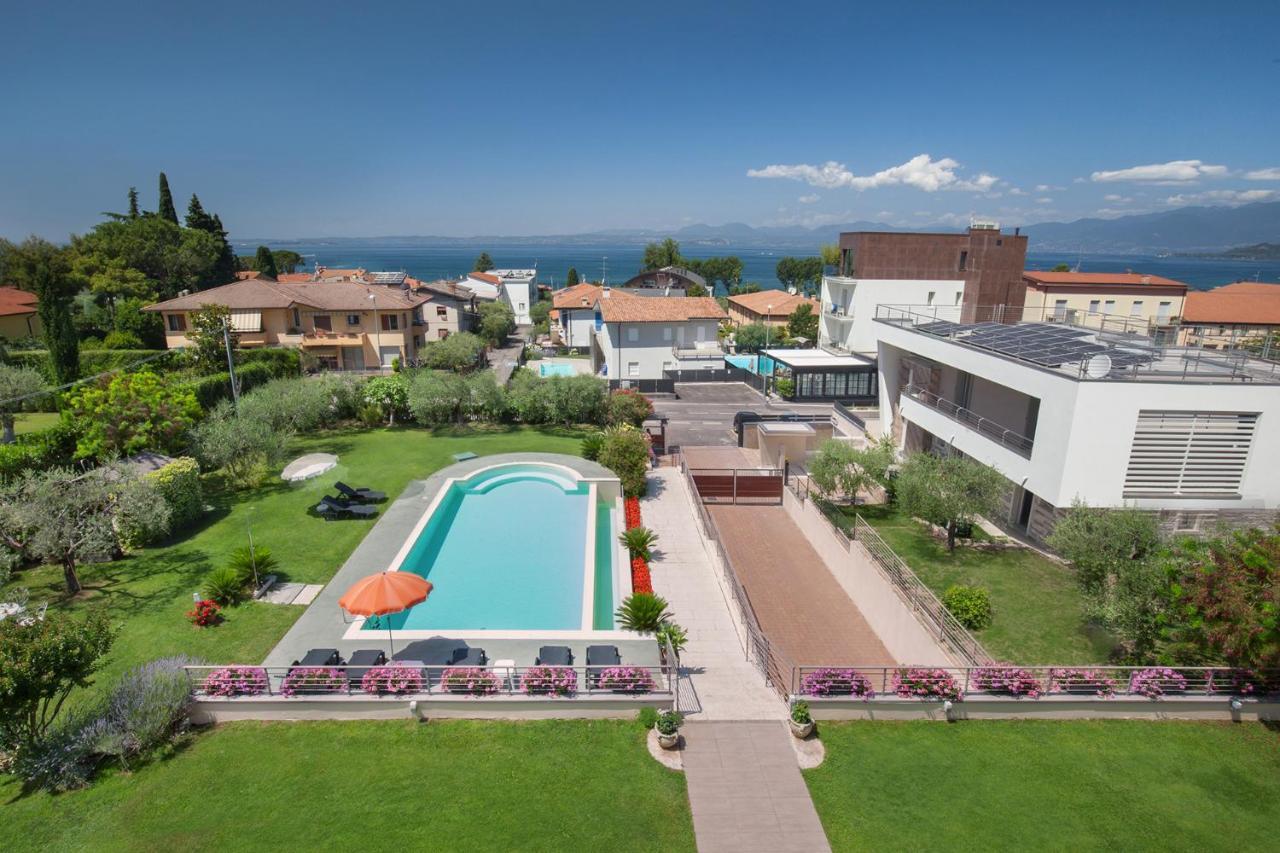 Villa Aurora-Holiday Home Apt 2 Bardolino Luaran gambar