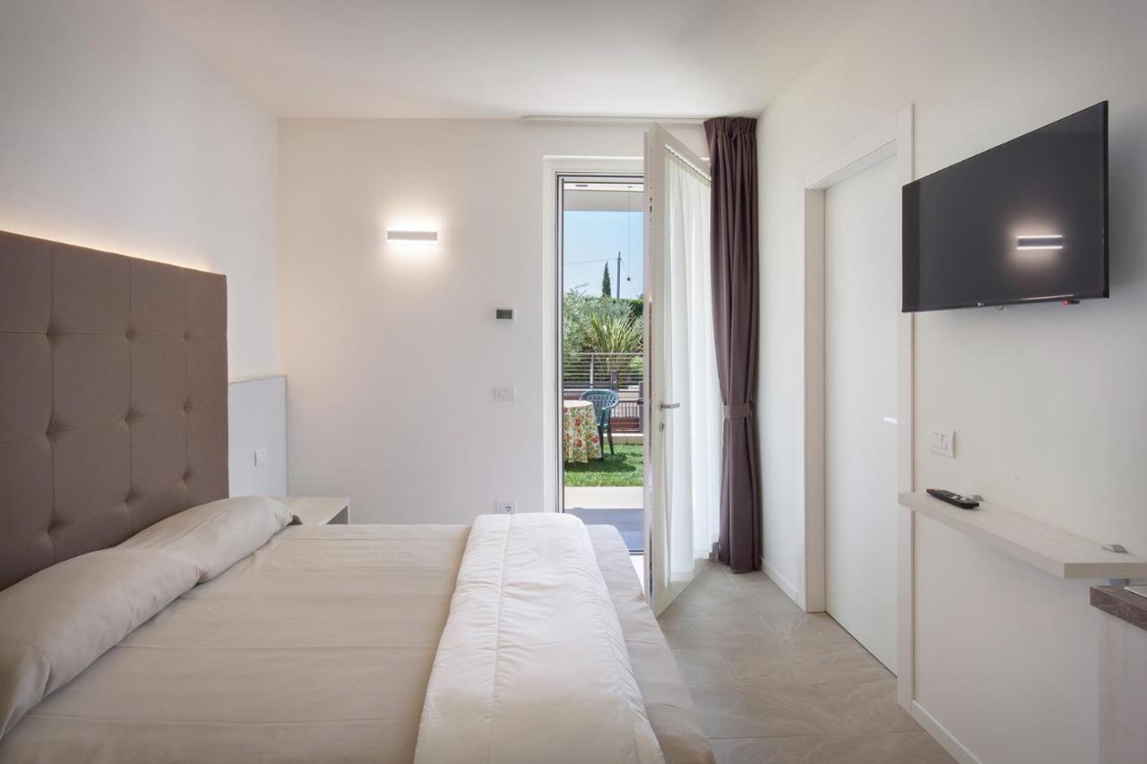 Villa Aurora-Holiday Home Apt 2 Bardolino Luaran gambar