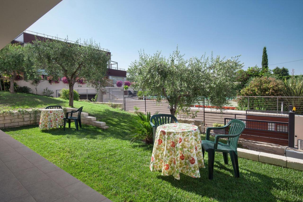 Villa Aurora-Holiday Home Apt 2 Bardolino Luaran gambar