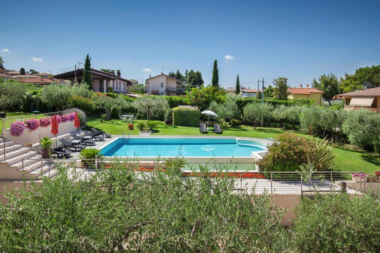 Villa Aurora-Holiday Home Apt 2 Bardolino Luaran gambar